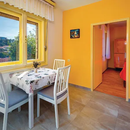 Apartamento Lovely In With Kitchen *