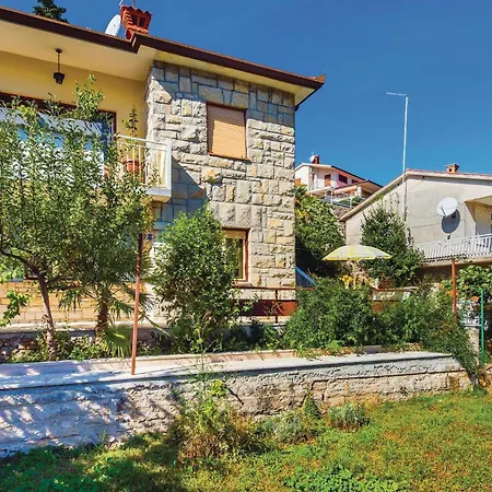 1 Bedroom Stunning In